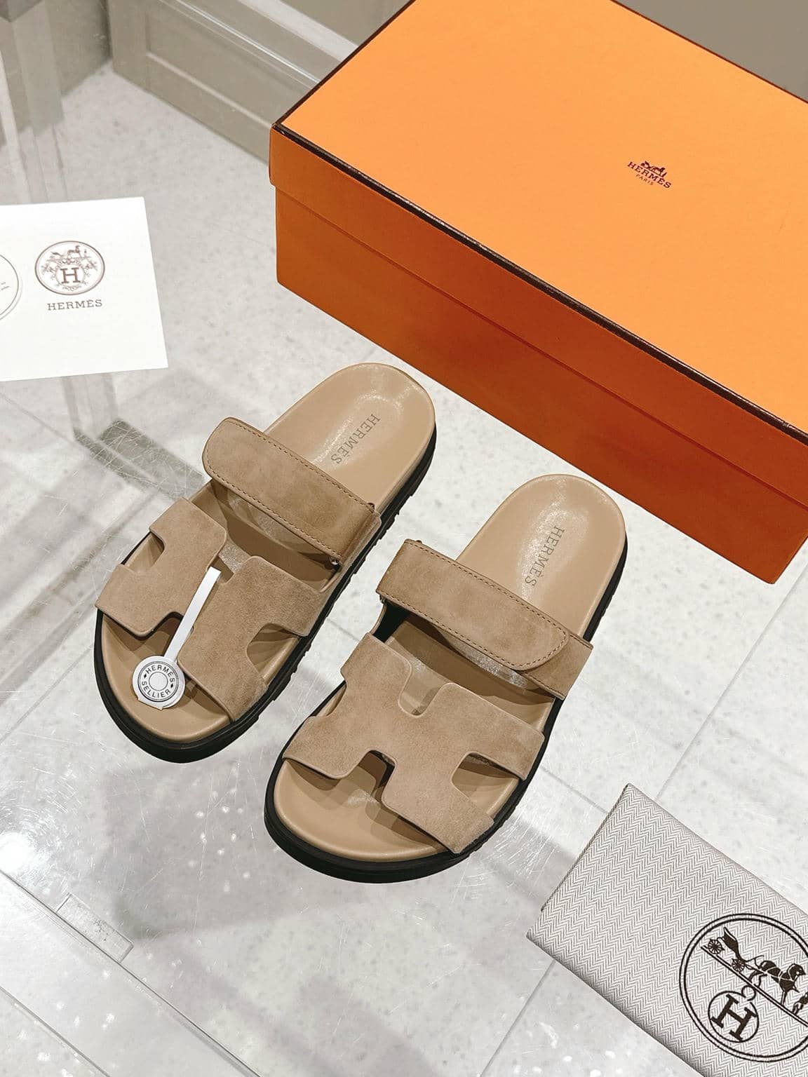 Hermes Slipper 4-129